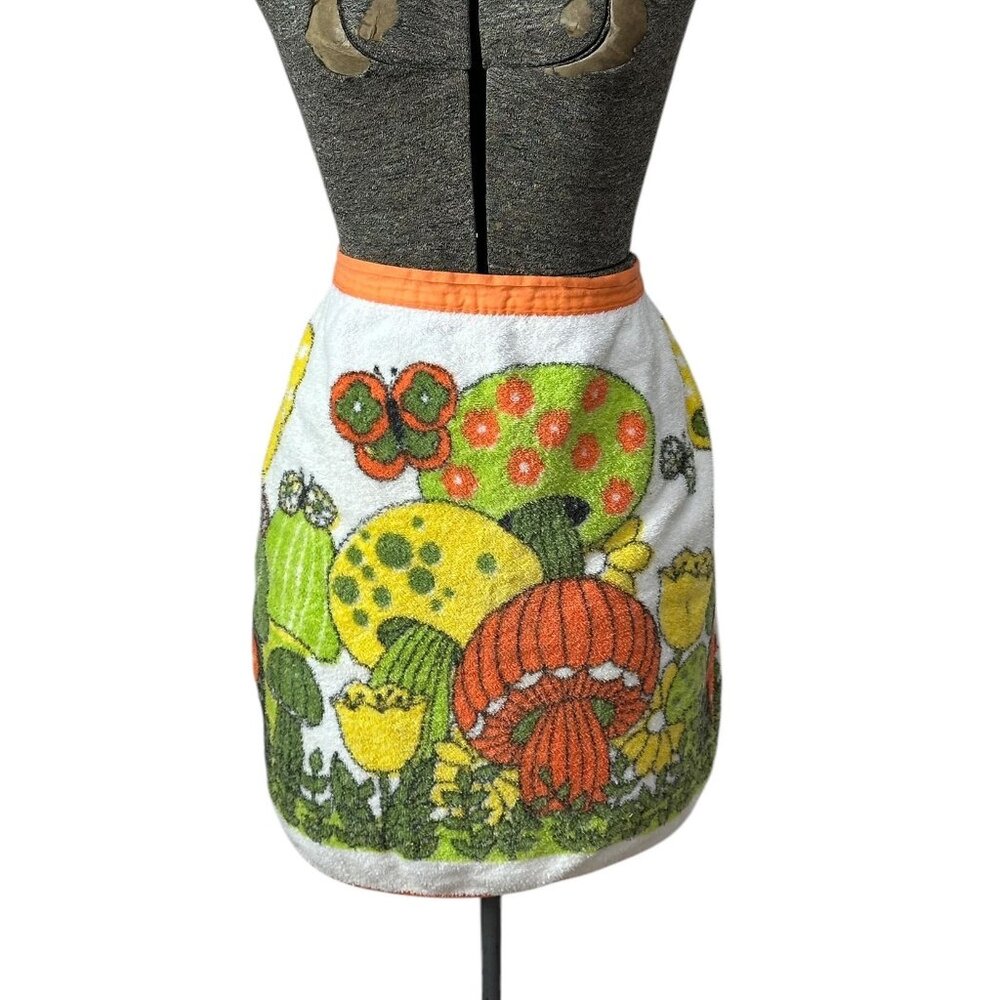 1970s terry cloth apron with mushrooms orange yellow green